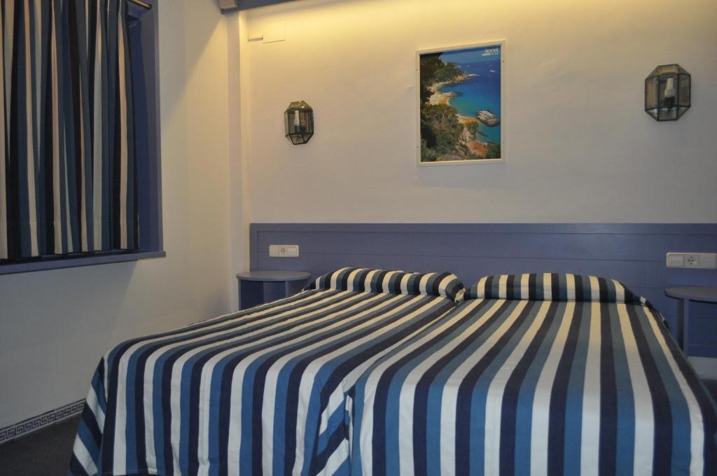 Apartaments El Trull Lloret de Mar Chambre photo